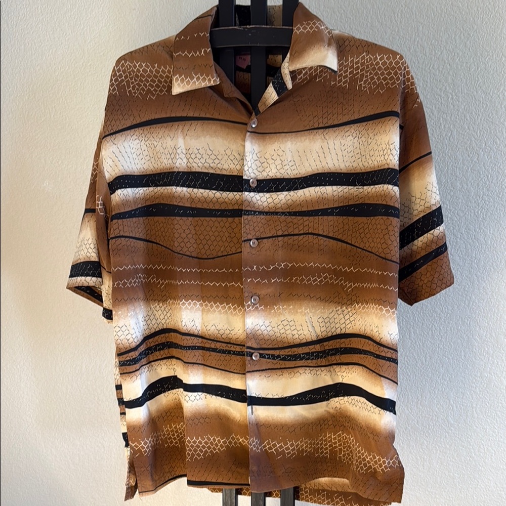 Mench Casual Brown and Cream Geometric Button Down Shirt